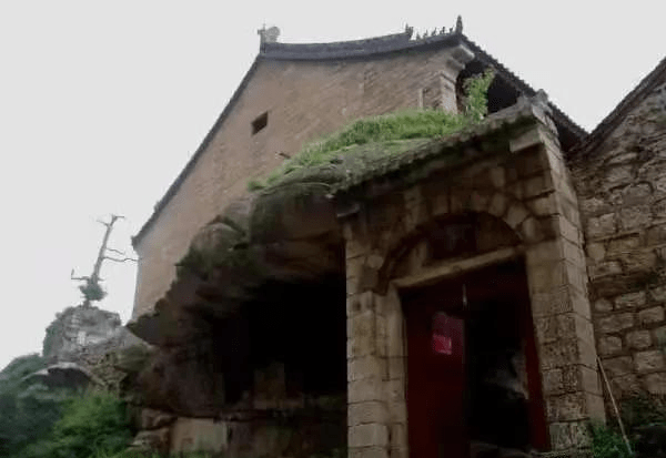 谜语活动:博弈猶賢，不識計較。安得仙人九节杖