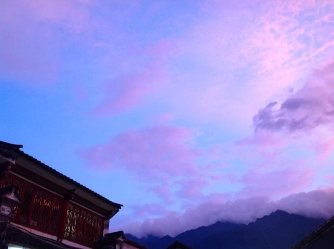 谜语课堂，解析春风不见寻花伴，左对苍山右流水