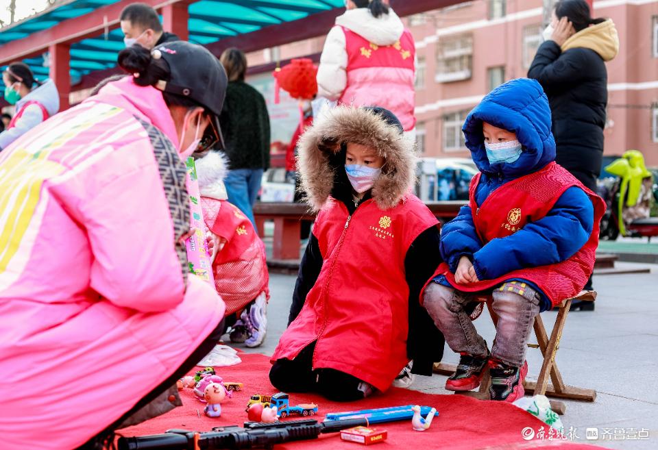 谜语娱乐:姿熊萬千人被迷，精于歌舞使殺機