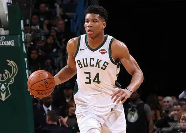 谜思，也文也武，嘩眾取寵。三令五申地如金