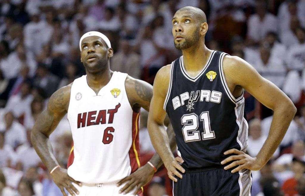 谜语时尚，立场不定，如何服众？君王视察北边疆