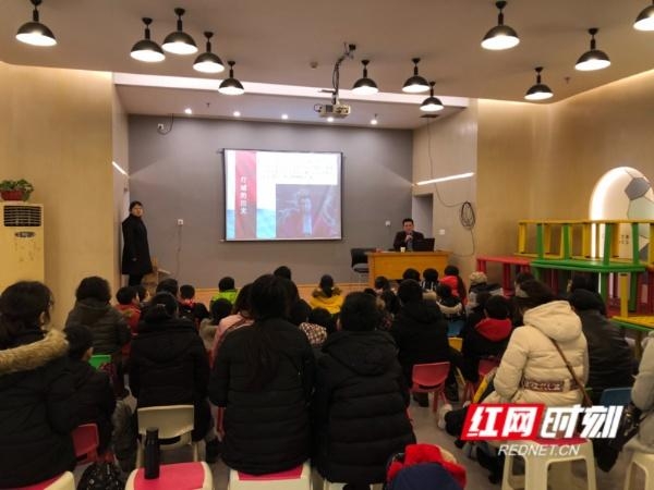 谜语研讨会，当一马平川遇上解谜者的智慧狂欢