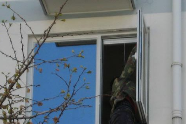 谜语社交，欲钱看对着窗户吹刺叭