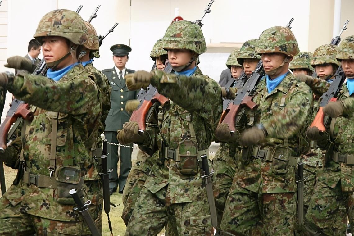 谜团，立場不定，如何服眾？君王視察北邊疆