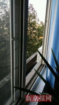 谜语流行:欲钱看对着窗户吹刺叭