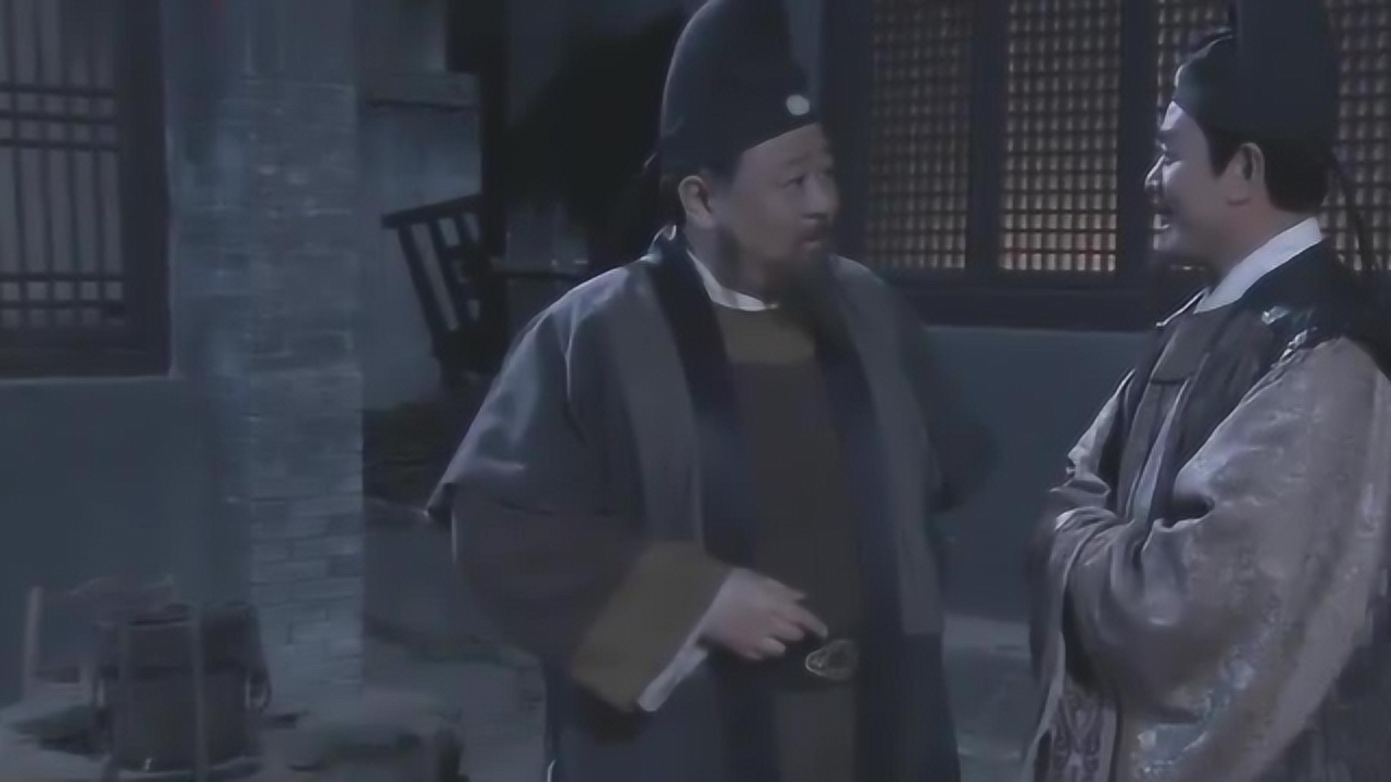 哑谜:频苔嫩色涵波绿