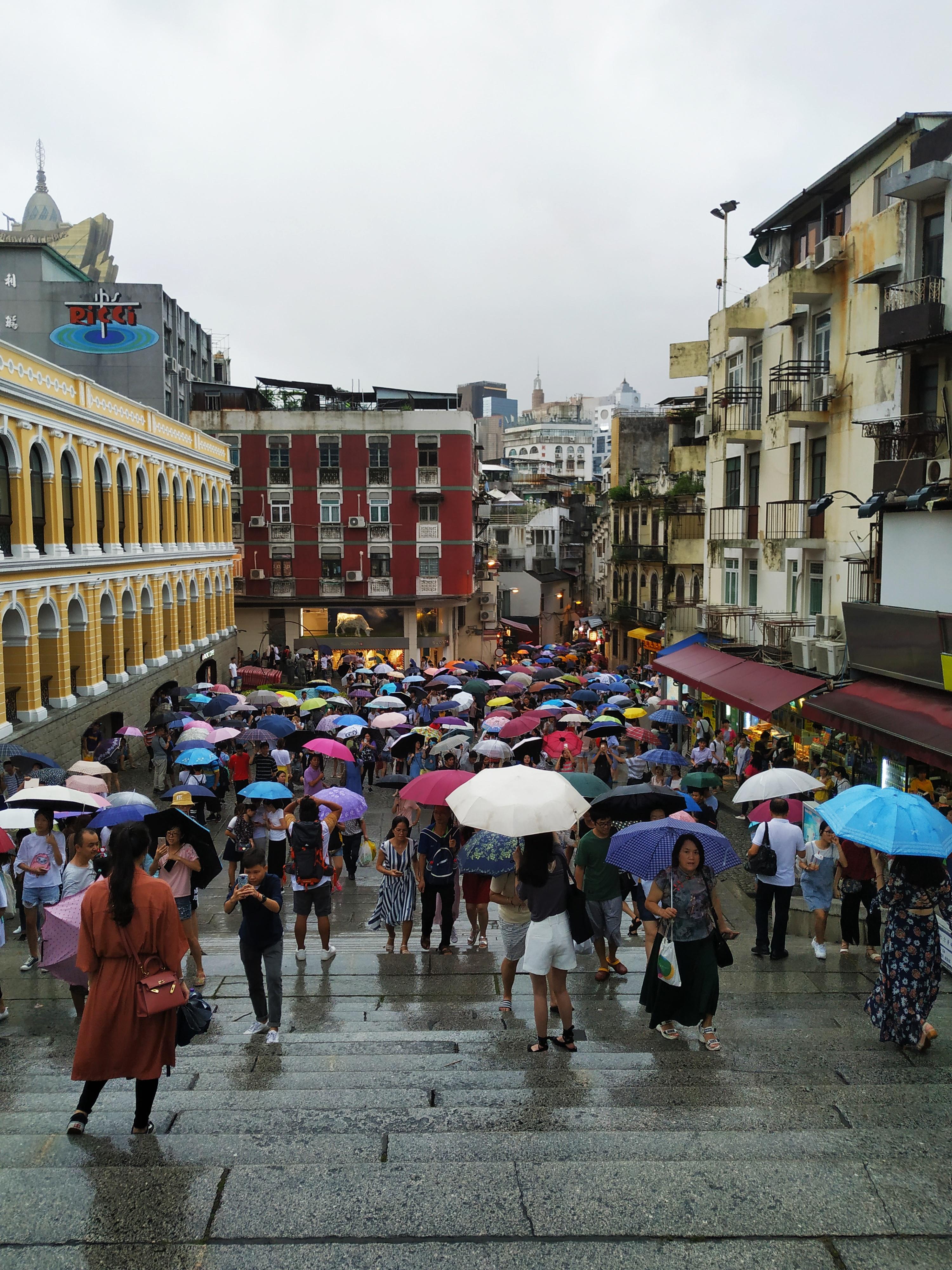 澳门大三巴深度游，穿越时空的历史对话与绝美风景打卡指南