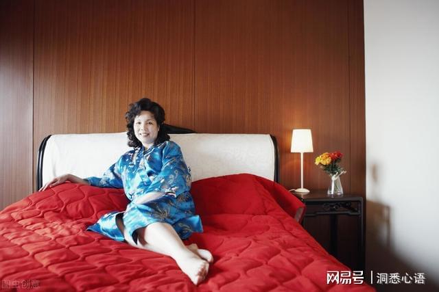 谜趣:居家女人真糊涂