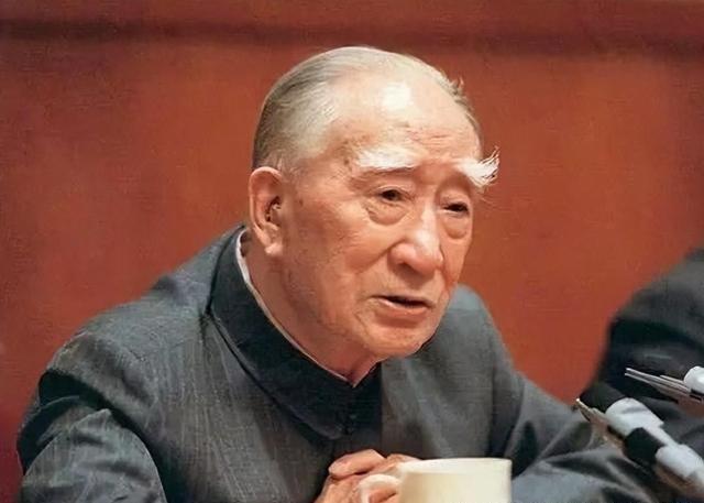 解码欲钱找细水长流，一场关于财富与人生的隐喻游戏