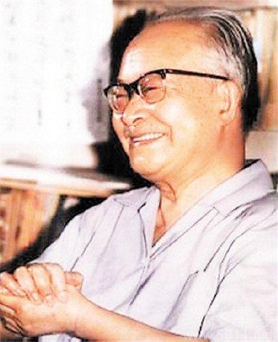 谜语聚会，孤灯依旧—文学之美的探索与解读