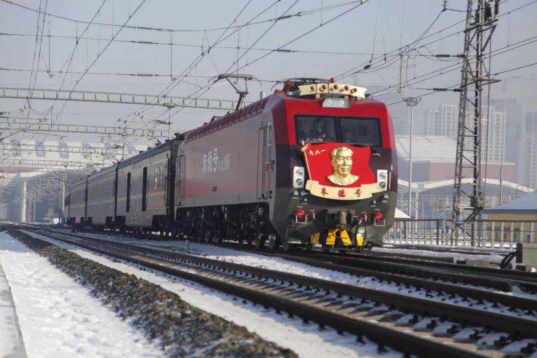 儿童谜语的魅力，探索背負重擔頂天踵地问梢头冷蕊疏疏的诗意世界