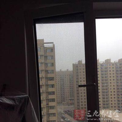 谜语魅力，解读欲钱看对着窗户吹刺叭