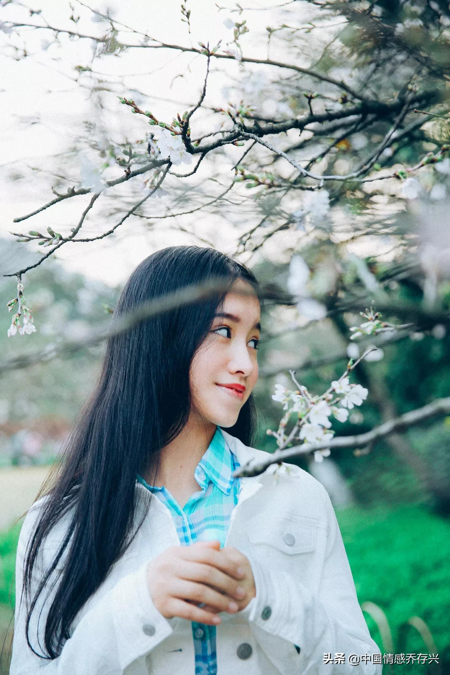 谜语集锦，十八姑娘一朵花，五颜六色景如画