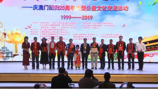 雷锋精神新演绎，澳门论坛掀起公益热潮，精彩活动与深度讨论共筑社会正能量