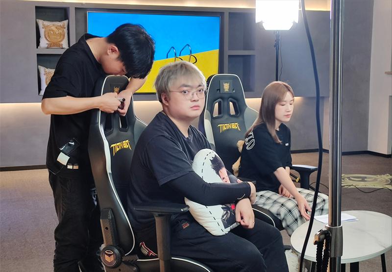 谜语社交，胆小无才是煎熬，只怪少年无实践