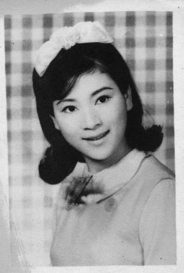 谜语娱乐，十八姑娘一朵花，五颜六色景如画