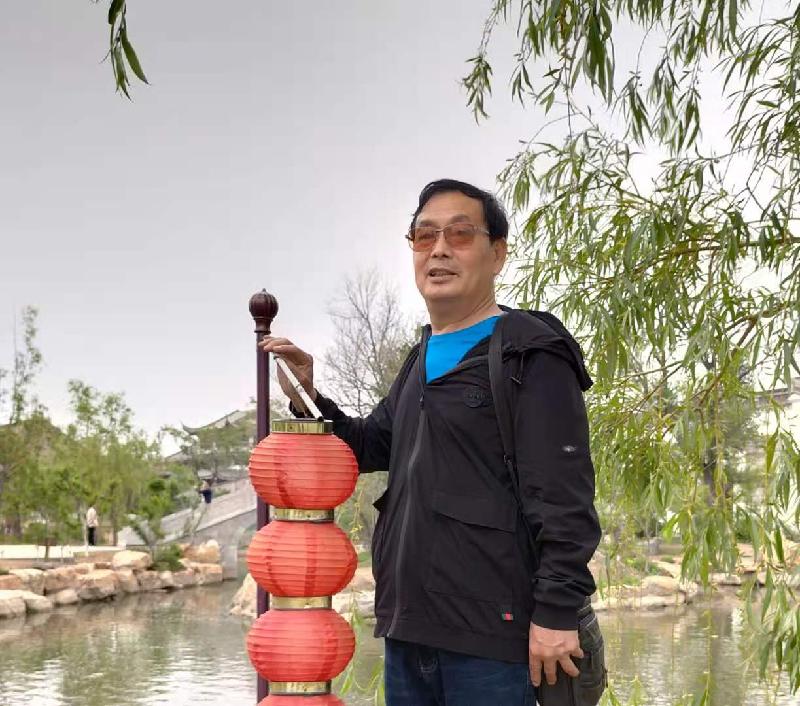 谜语改进，换得人间九日黄—夏玉鸣金有少游