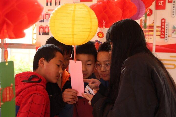 谜语实践，立场不定，如何服众？君王视察北边疆