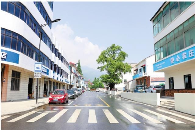 谜语问答，风流倜傥画如生，绿水青山美如画