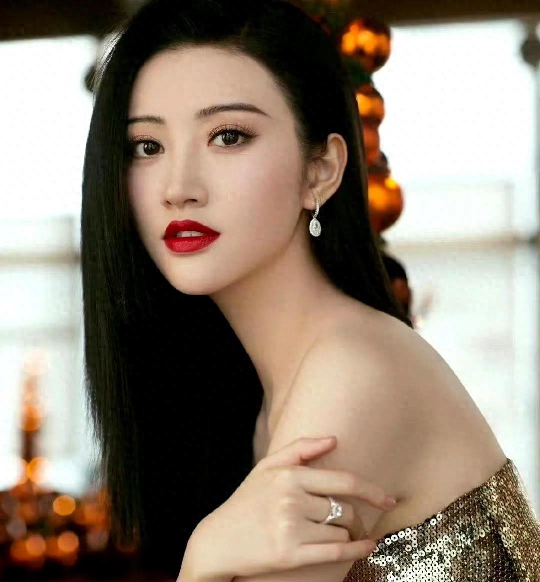 神算子太三巴学校，数学奇迹的摇篮，智慧殿堂的启航