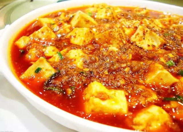 谜语集锦，麻婆豆腐来一份—打一精准答案