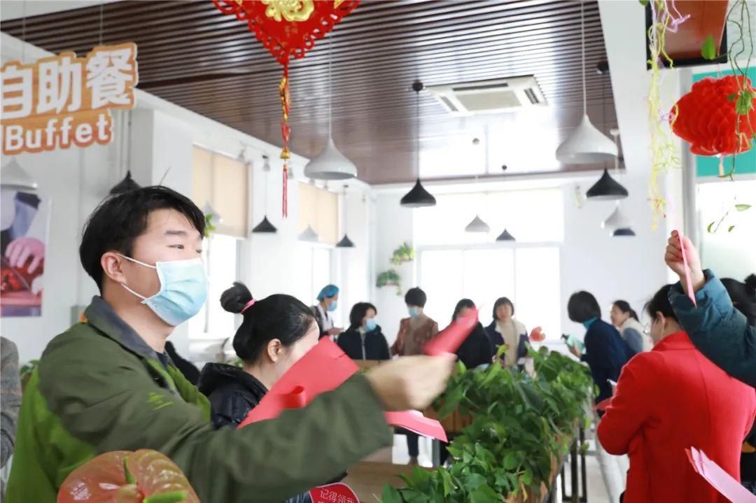 猜谜，小童垂钓在湖边，珠字二三势最劲