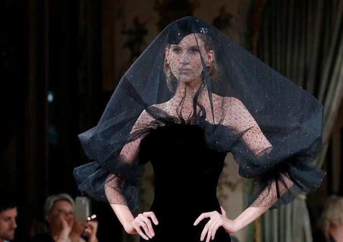 2026年17图库正版图资源库限时特惠，设计师的视觉盛宴与行业变革新机遇