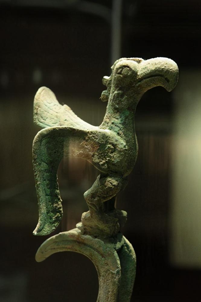 谜语风格:换得人间九日黄.夏玉鸣金有少游