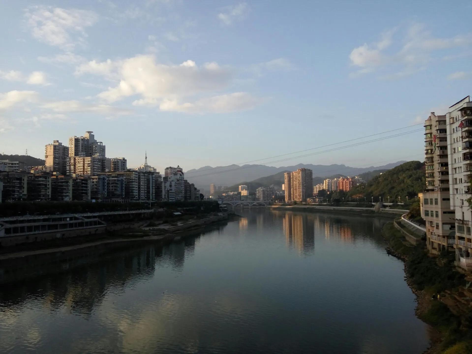 谜语解密，一马平川