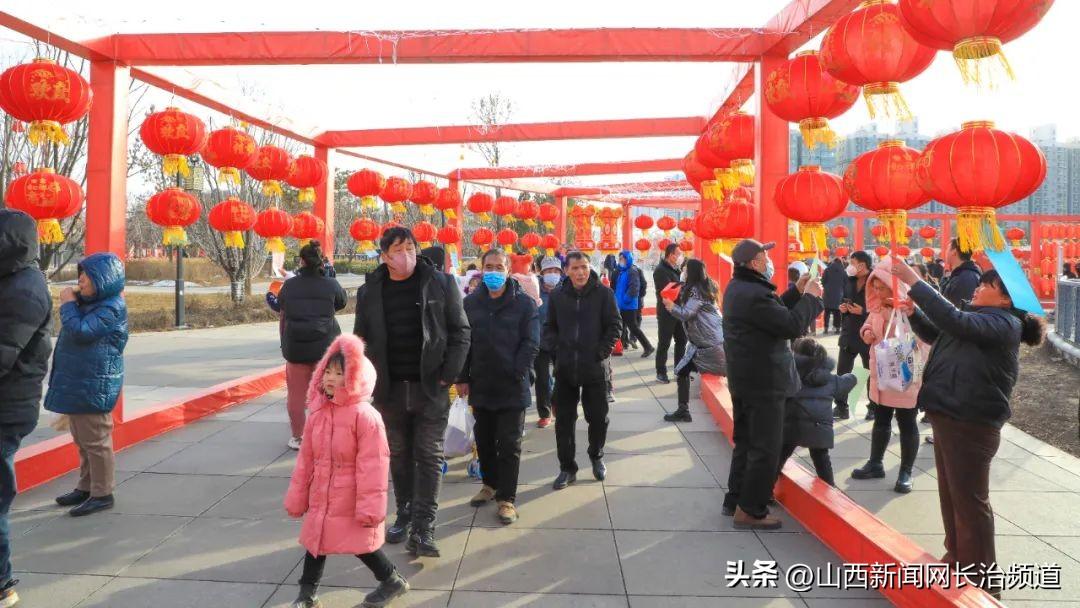 谜语风格，解读欲钱看浓妆艳林的人