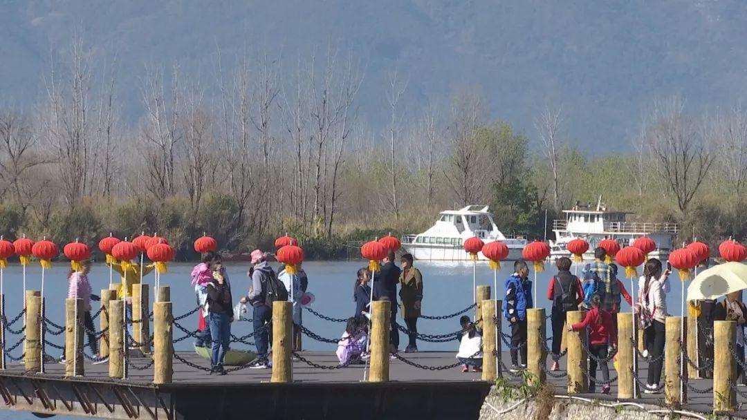 谜语欣赏，欲钱买冰冻三尺的动物打一个准确的