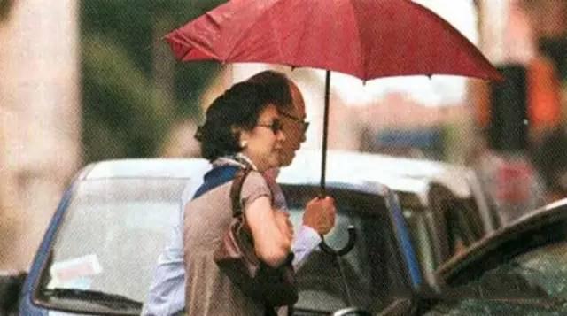 红粉知己，一场跨越时空的口头谜与情感密码