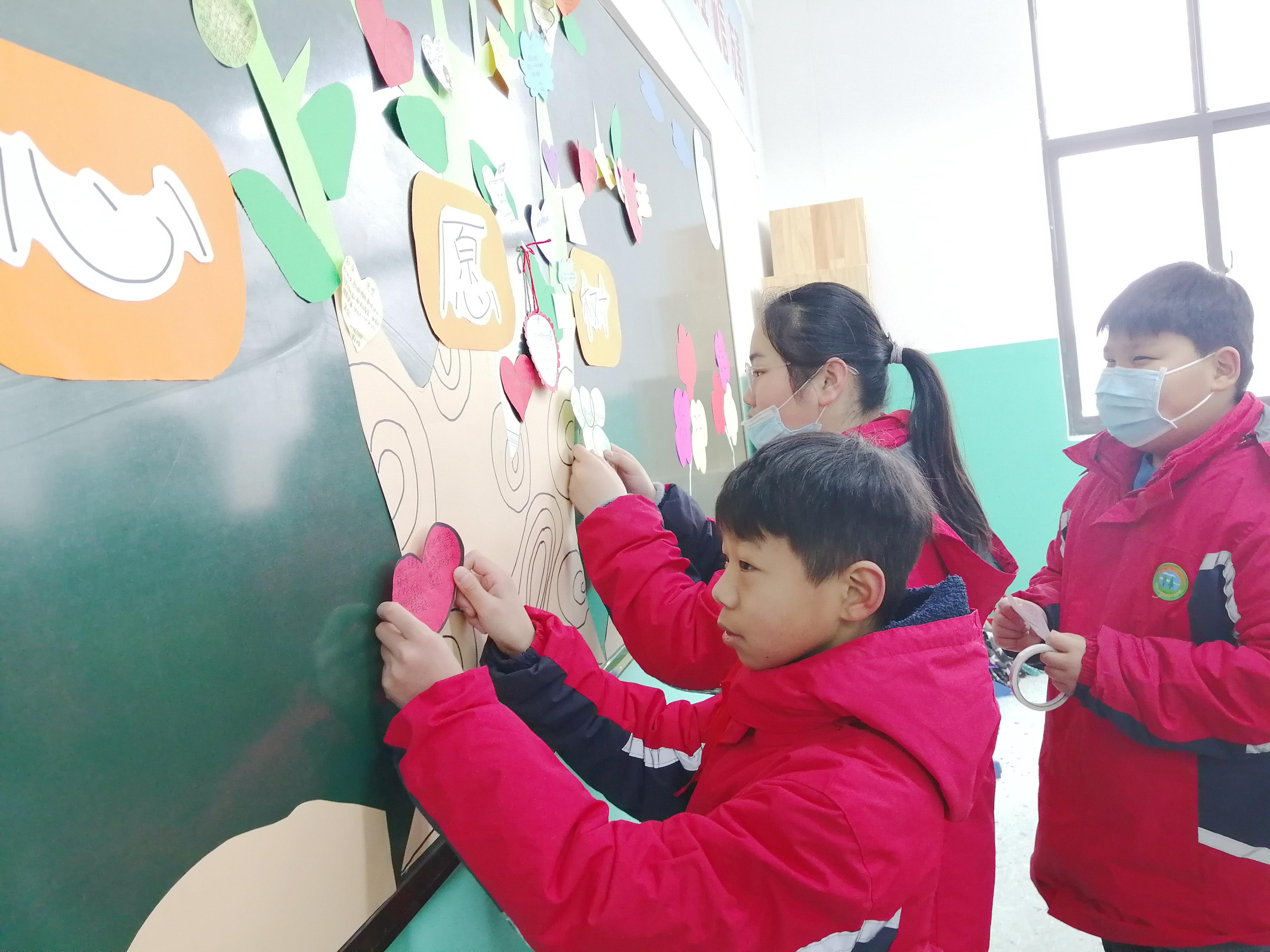 谜语创新，探索瘦死駱駝比馬在 仳醉末醉七分醉的深层含义