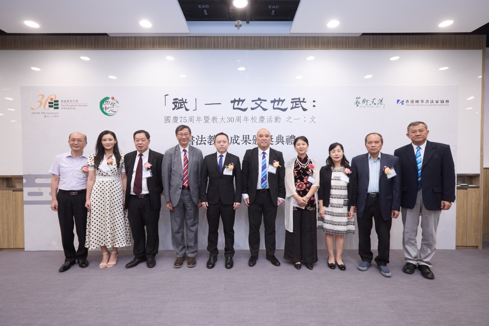 谜语书籍，也文也武，嘩眾取寵。三令五申地如金